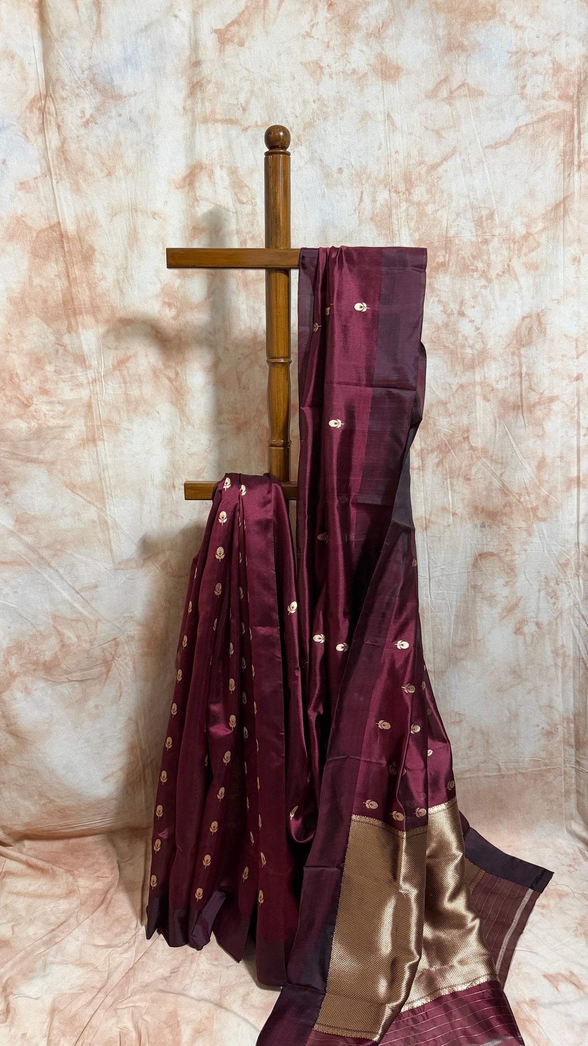 Ek Naliya Meenakari buti with Taraj Pallu Pure Silk Chanderi