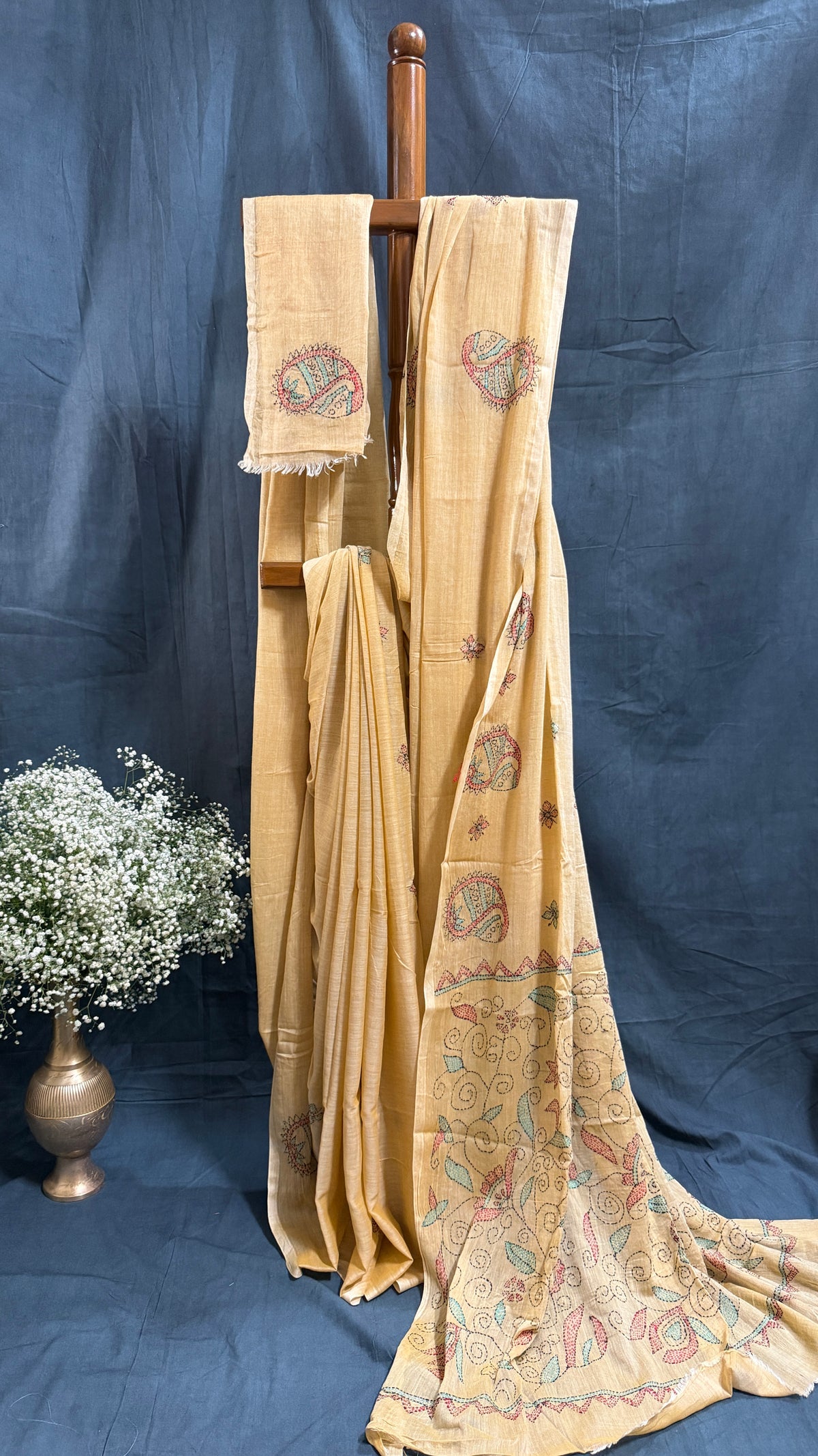 Kantha Embroidery on Mul Cotton Handloom Saree - Beige