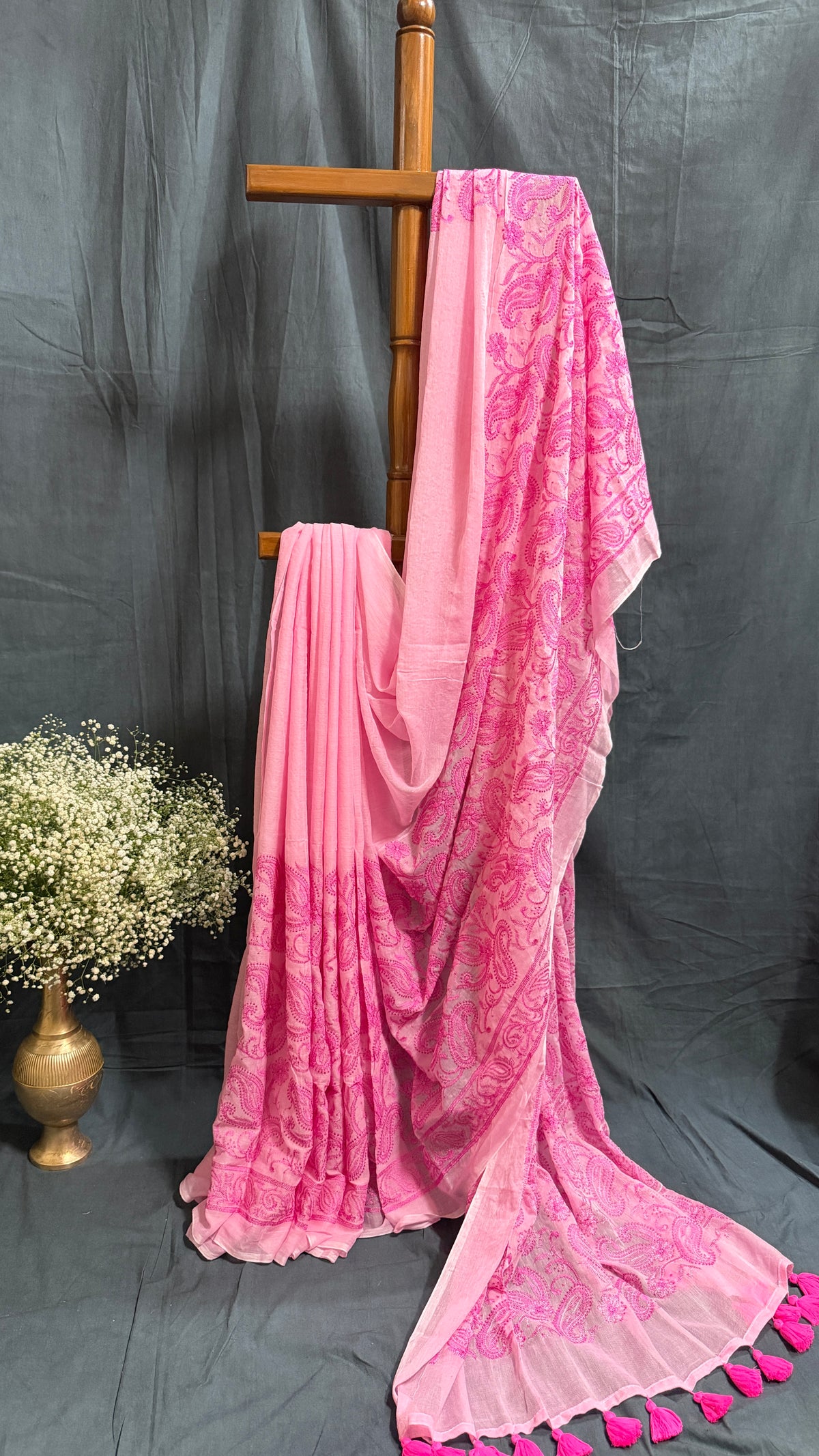 Pink Chikankari Mul Cotton Handloom Saree