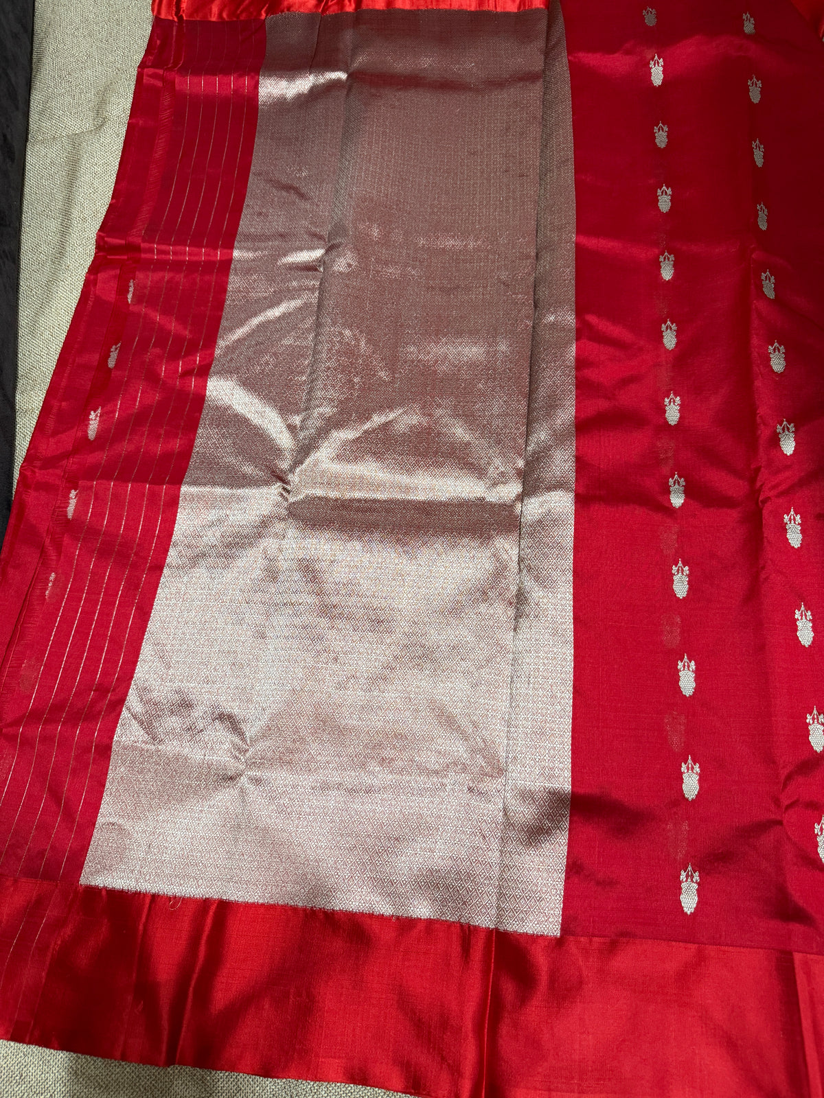 Ek Naliya Mashru border Pure Silk Handloom Chanderi Saree