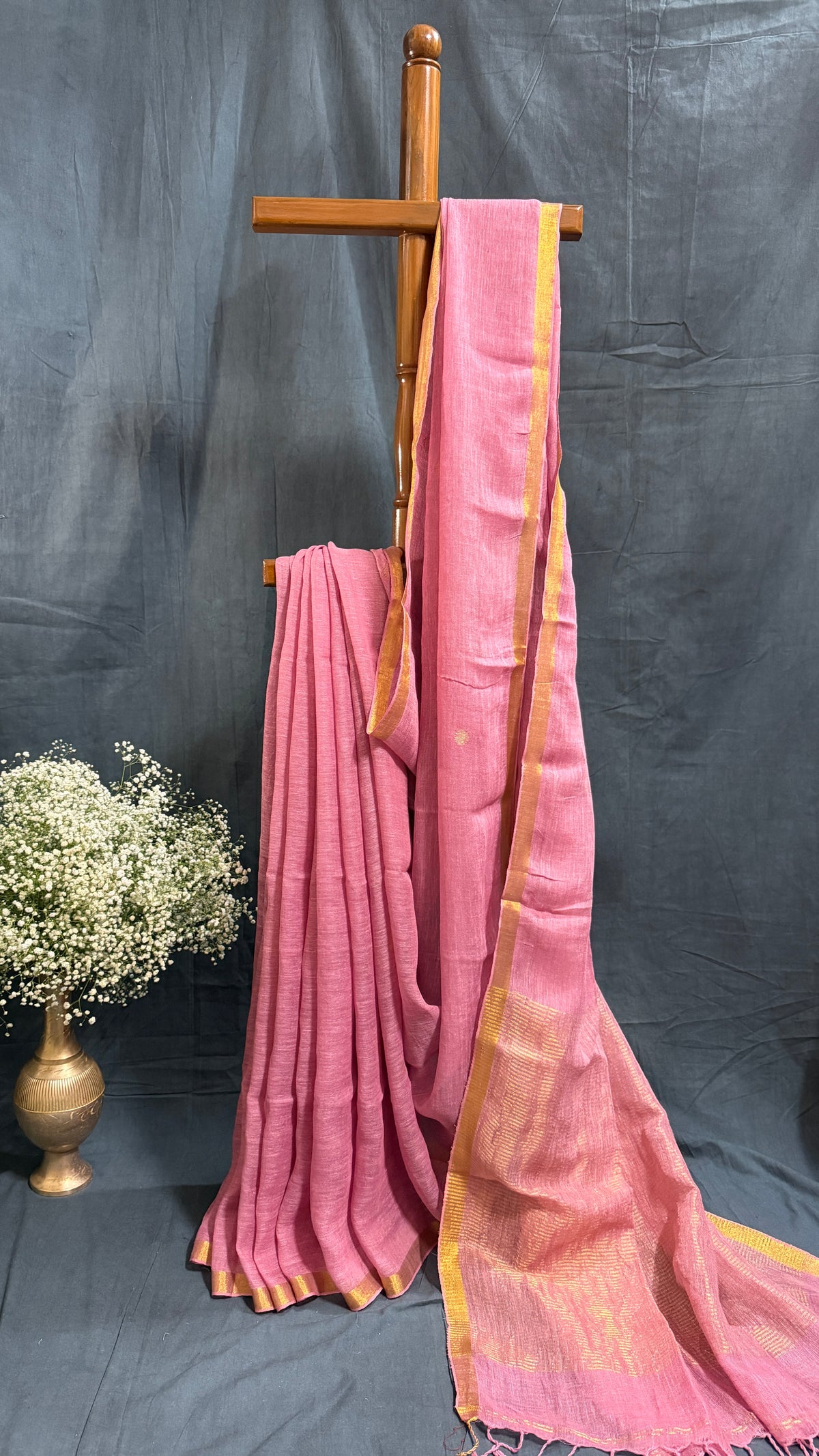 Handloom Linen Silk with Jamdani Buti - Pink